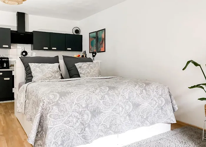 Near Altstadt /w Workspace, Feng-shui&art * Würzburg