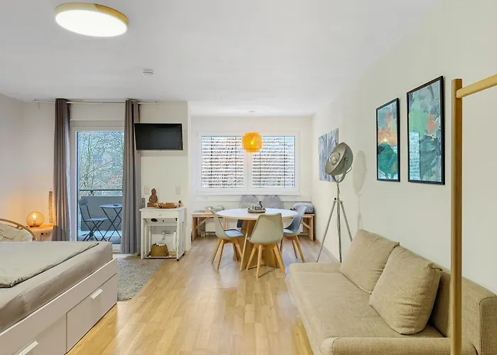 Near Altstadt /w Workspace, Feng-shui&art *